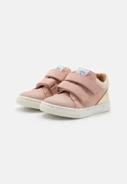 bisgaard-mika-rozowe-skorzane-zamszowe-buty-sportowe-na-rzepy-27-03124