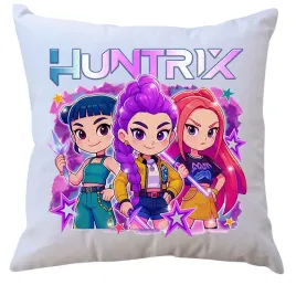 poduszka-z-wkladem-k-pop-demon-hunters-producent