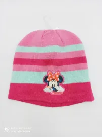kolorowa-czapka-minnie-w-paski