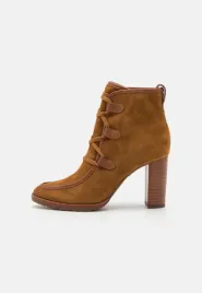 lauren-ralph-lauren-mabel-skorzane-zamszowe-botki-na-obcasie-43-00003