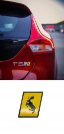 emblemat-logo-znaczek-volvo-polestar-prancing-moose-los-kolor-zolto-czarny