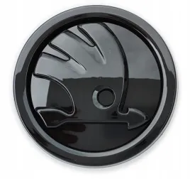 skoda-emblemat-znaczek-90mm-czarny-polysk-fabia-octavia-superb