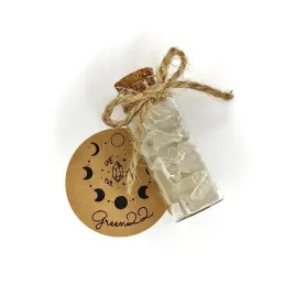 magiczna-buteleczka-amulet-talizman-ochronny-bialy-kwarc-bialym-kwarcem