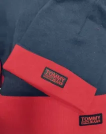 tommy-hilfiger-szalik-czapka-zestaw