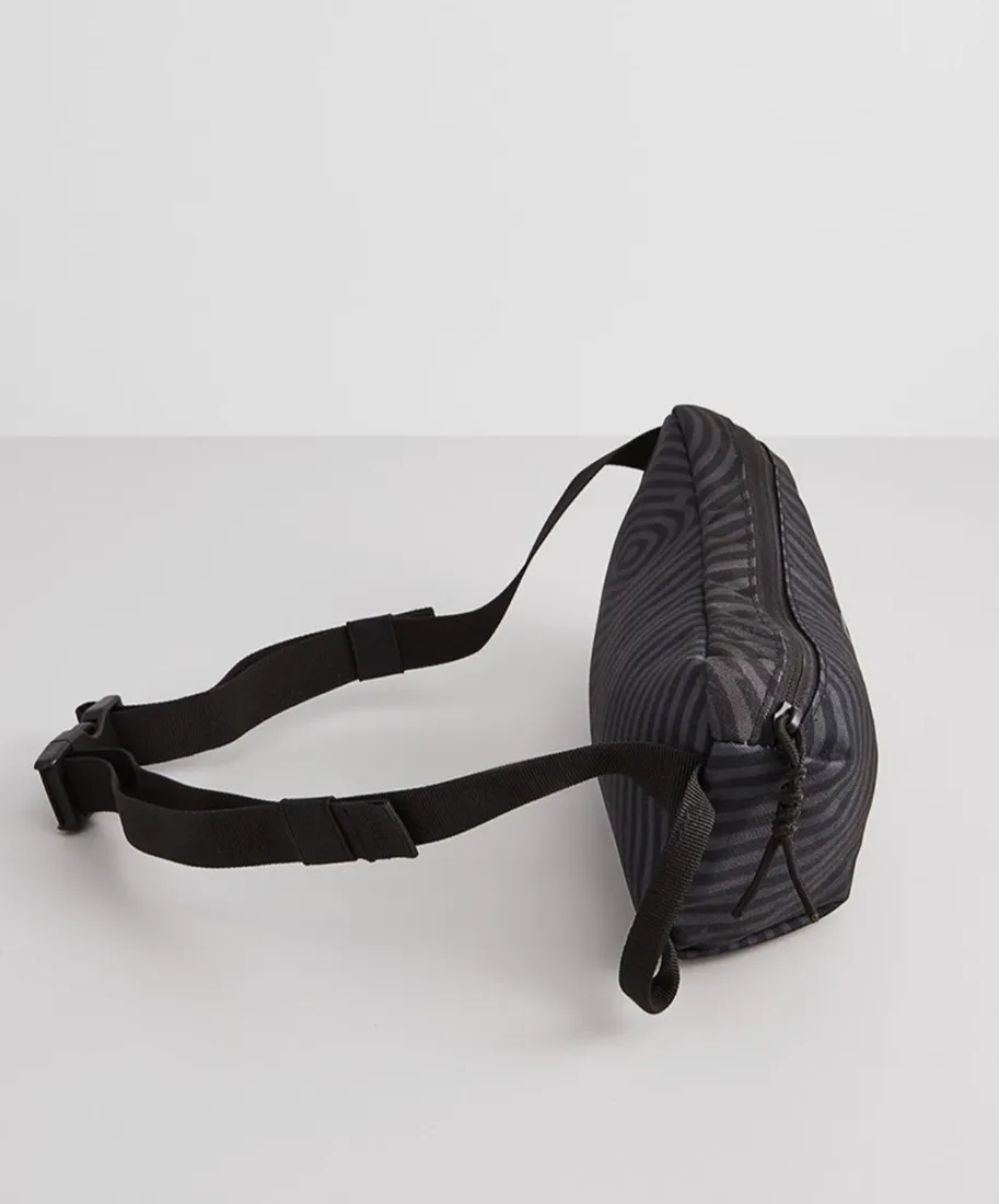 volcom-saszetka-nerka