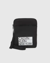 torba-na-ramie-calvin-klein-saszetka