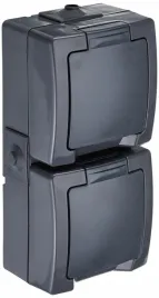 kopp-136915009-gniazdo-nautic-250-v-ip44-antracytowe-montaz-pionowy