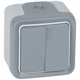 plexo55-lacznik-schodowy-podwojny-natynkowy