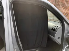 bremer-sitzbezuege-ochrona-przed-sloncem-na-szybe