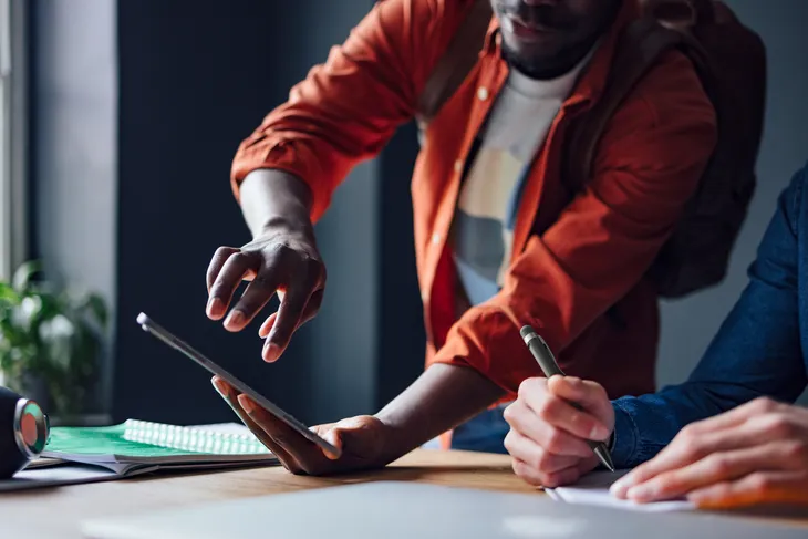 dyktafon-philips-dvt1600-stan-powystawowy-kod-producenta-1