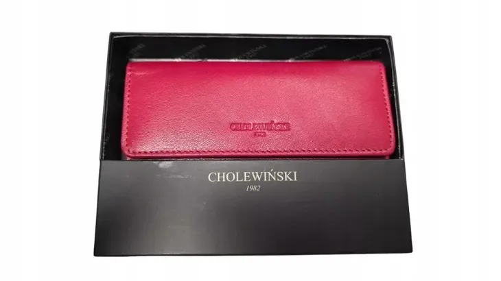 portfel-cholewinski-czerwony-kolor-okuc-zloty