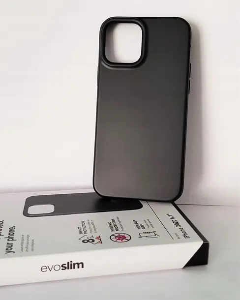 etui-tech21-evoslim-iphone-12-czarne-kolor-czarny