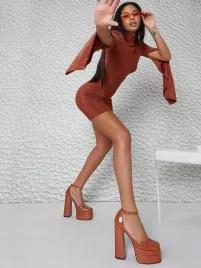 shein-lakierowane-sandaly-na-grubym-obcasie-37-621