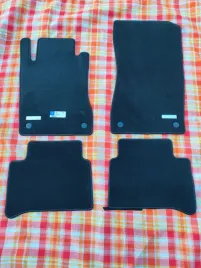 oryginalne-dywaniki-welurowe-mercedes-benz-cls-w219-c219-w211-s211