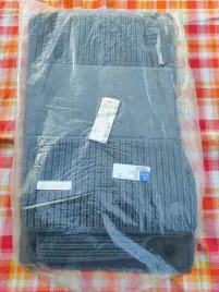 oryginalne-dywaniki-rypsowe-mercedes-benz-cls-w219-c219-w211-s211