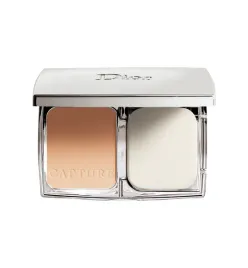 christian-dior-capture-totale-long-lasting-compact-foundation-10-ivory