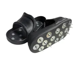 profesjonalne-buty-z-gwozdziami-do-podlog-epoksydowych-i-pu-3-cm
