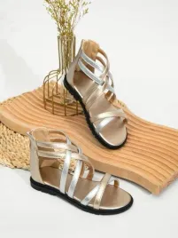 shein-zloto-srebrne-sandaly-dziewczece-na-zamek-31-11833