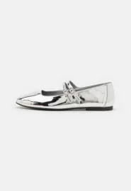 steve-madden-alisah-srebrne-metaliczne-baleriny-z-zapieciem-42-57886