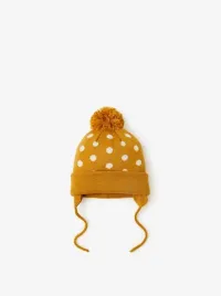 zara-czapka-z-pomponem-wiazana-pod-broda-kropki