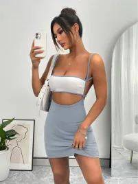 shein-szaro-biala-sukienka-na-ramiaczkach-z-odkrytymi-plecami-lato-s-30949