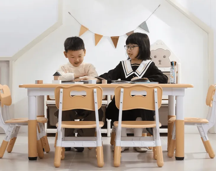 krzeselko-liyou-niebieski-stan-nowy-wysokosc-mebla-57-cm