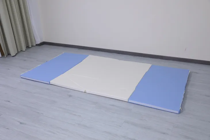 namiot-tipi-3w1-bialo-blekitny-stan-nowy-marka-malpiszon