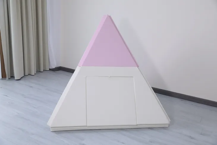 namiot-tipi-3w1-bialo-rozowy-marka-malpiszon-stan-nowy
