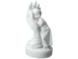 chlopczyk-na-dloni-alabaster-grecki-stan-nowy