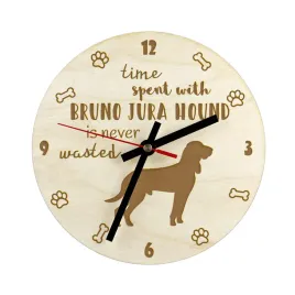 gonczy-z-jury-gonczy-szwajcarski-zegar-z-psem-drewniany-zegar-z-grawere