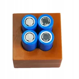 forma-do-zgrzewania-4-akumulatorow-18650