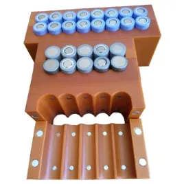 forma-dwurzedowa-do-zgrzewania-akumulatorow-18650-z-magnesem-2x5