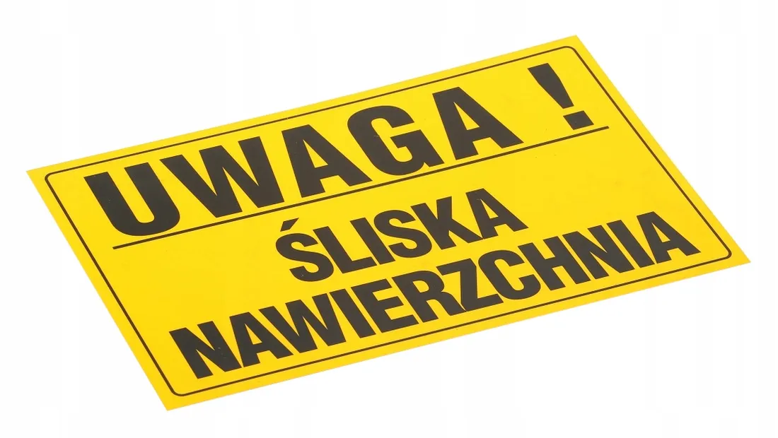 tablica-pcv-uwaga-sliska-nawierzchnia-20x33cm