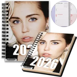 kalendarz-2026-notes-a5-niedziele-swieta-miley-cyrus-10-8a-01822