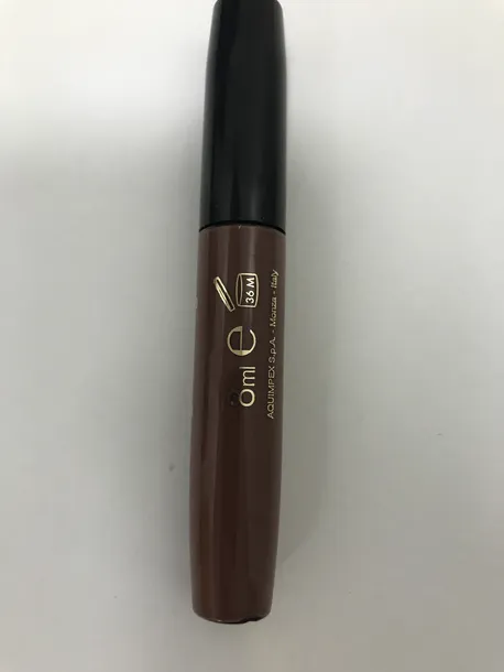 a3-magnifica-blyszczyk-do-ust-6020-liquid-chocolate-8ml-marka-bez-marki
