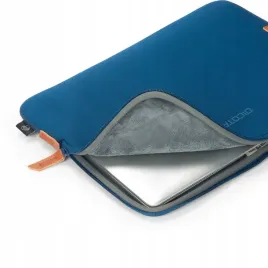etui-na-laptopa-16-niebieskie-dicota-skin-urban-d32156-rpet