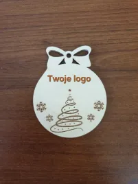 bombka-drewniana-z-twoim-wlasnym-logo-firmy