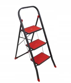 drabina-trzy-stopniowa-skladana-stalowa-stopnie-z-mata-domowa-czarna