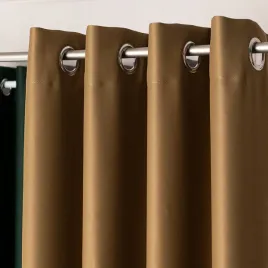 zaslona-zaciemniajaca-140x250-blackout-100percent-przelotki-brazowy-khaki