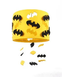 lampa-wiszaca-batman-zolta-z-czarnymi-dodatkami