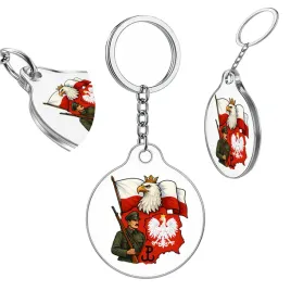 brelok-polska-walczaca-z-orlem-i-zolnierzem-gadzet-na-11-listopada