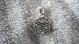 medalik-zawieszka-oko-ra-ankh