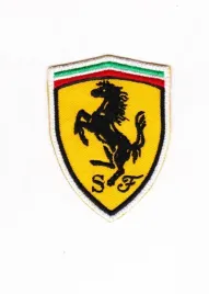 var-naszywka-ferrari-76-x-65-cm
