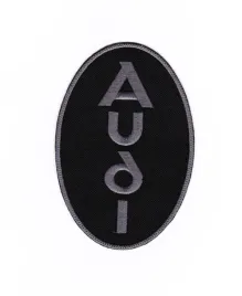 var-naszywka-audi-18-12-cm-pionowa