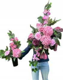 stroik-na-pomnik-cmentarz-wiazanka-bordowe-chryzantemy-kompozycja-na