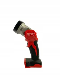 milwaukee-latarka-led-m18-tled-0