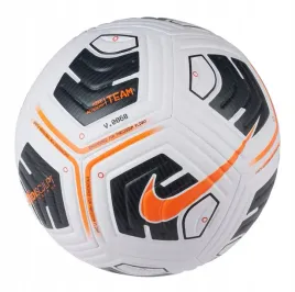pilka-nozna-nike-academy-team-ims-cu8047-101-r-4
