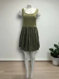 shein-zielona-dziecieca-prazkowana-sukienka-z-plisowanym-dolem-13y-95582