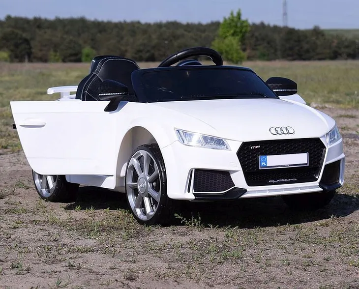 oryginalne-audi-tt-rs-auto-na-akumulator-pilot-certyfikaty-opinie-atesty-ce