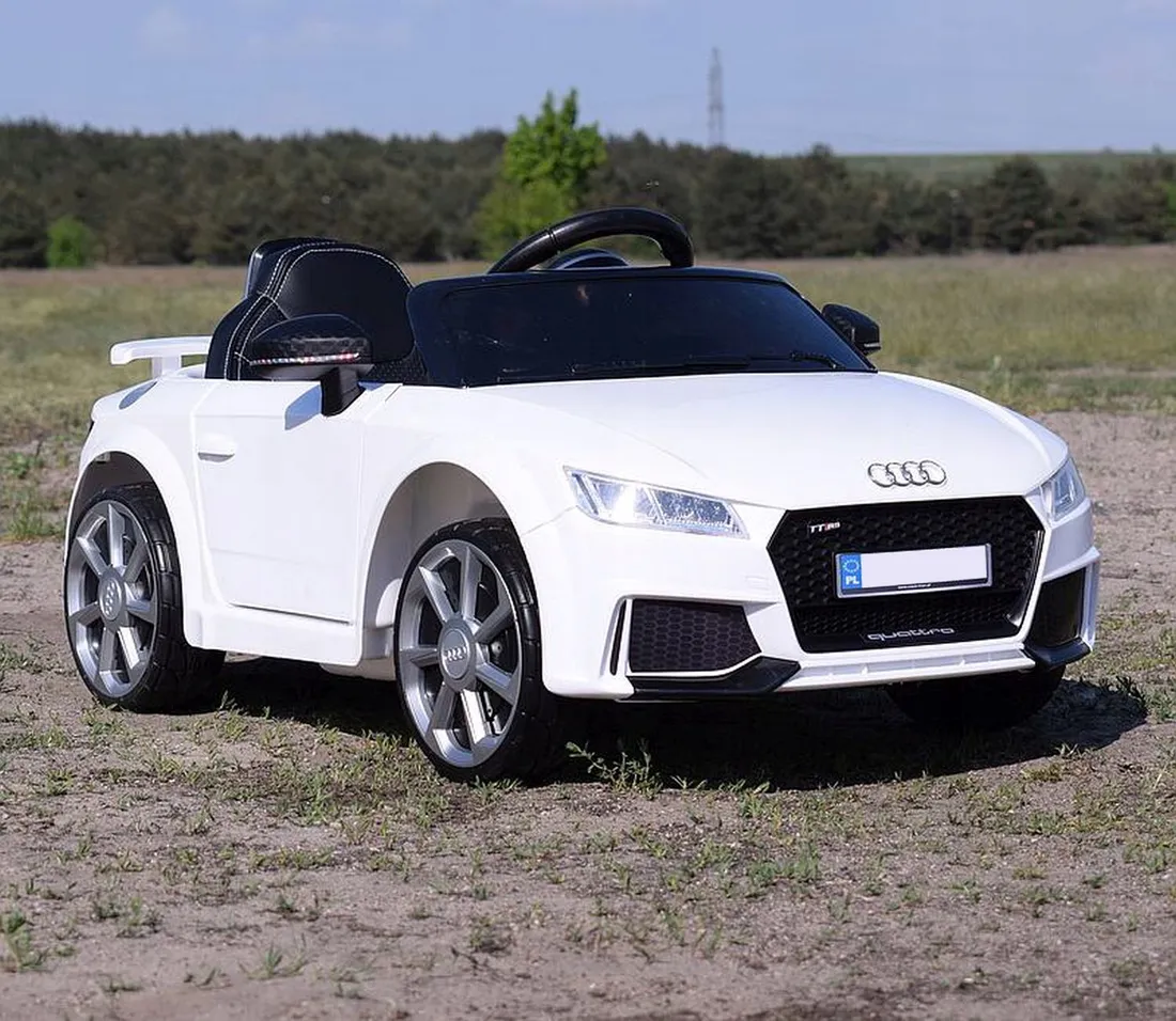 oryginalne-audi-tt-rs-auto-na-akumulator-pilot